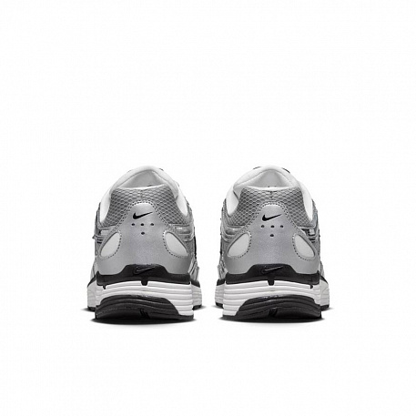 Кроссовки Nike P-6000