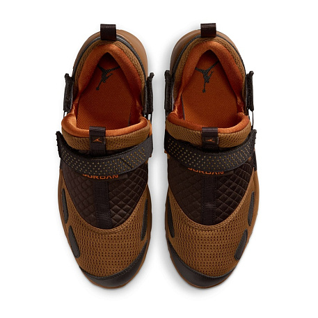Кроссовки Jordan Trunner LX