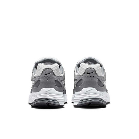 Кроссовки Nike P-6000