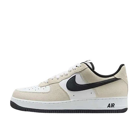Кроссовки Nike Air Force 1 07 LV8