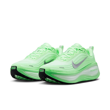 Кроссовки Nike Vomero Plus