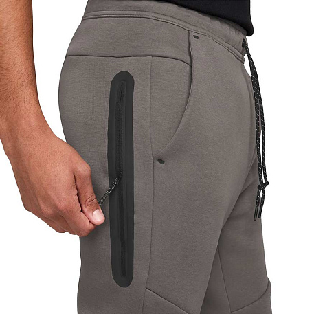 Брюки Nike Tech Fleece Joggers