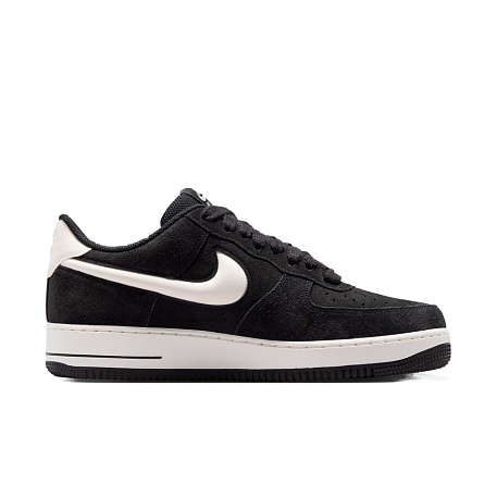 Кроссовки Nike Air Force 1 '07 LV8