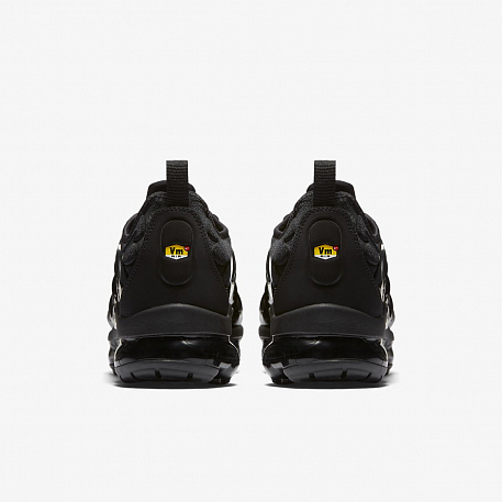 Кроссовки Nike Air VaporMax PLUS